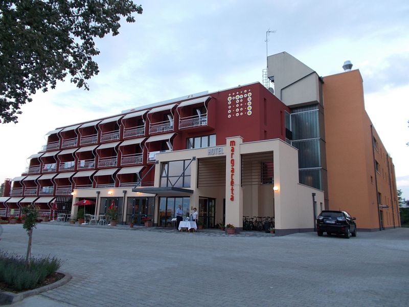 Cikkek képei: sob-2014-fettergyorgy-239.jpg Cikkek képei: sob-2014-fettergyorgy-239.jpg